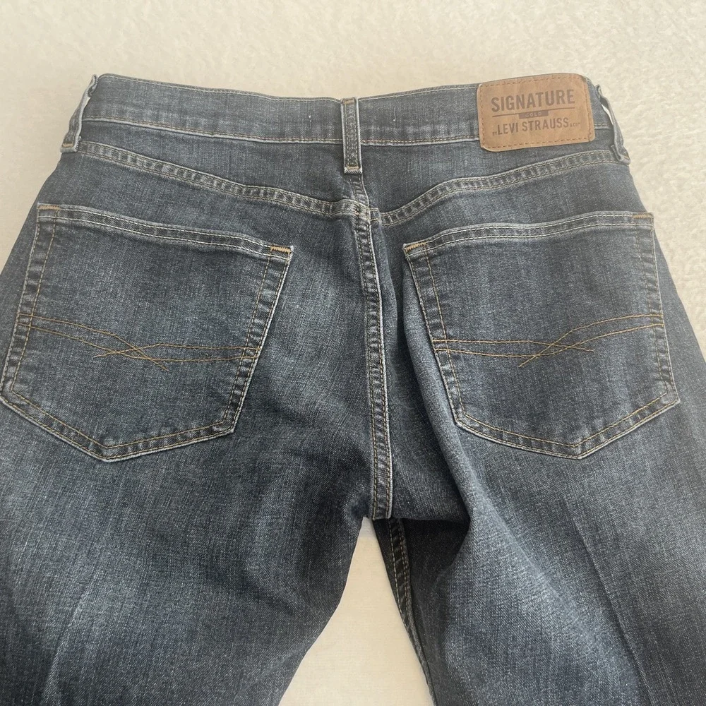 Signature Levi Jeans Men's 30x32 Blue Cotton Denim Straight Leg Stretch